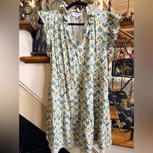 THML Cute short sleeve dress. Lined. Ruffle neck & sleeves.XS pockets.Rayon EUC